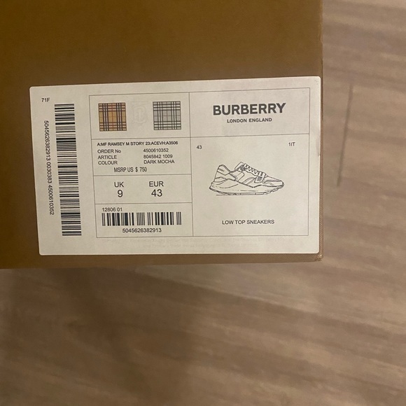 Burberry sneakers - Picture 3 of 10